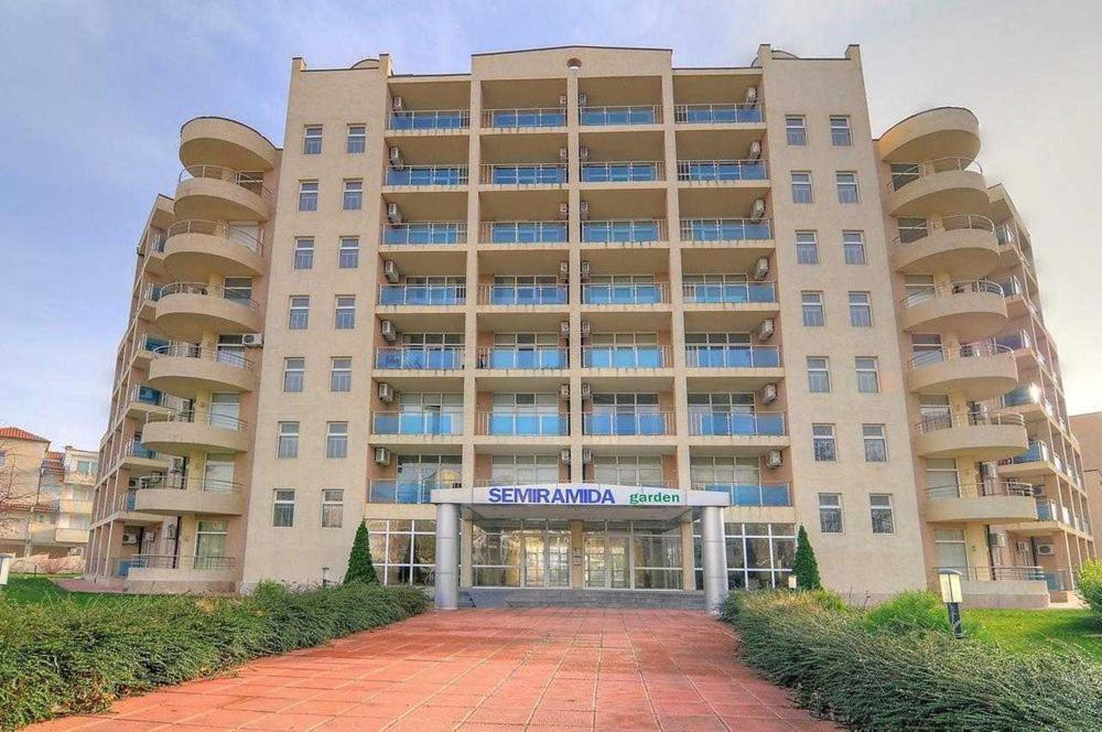 Appartement In Semiramida Gardens Солнечный берег Экстерьер фото